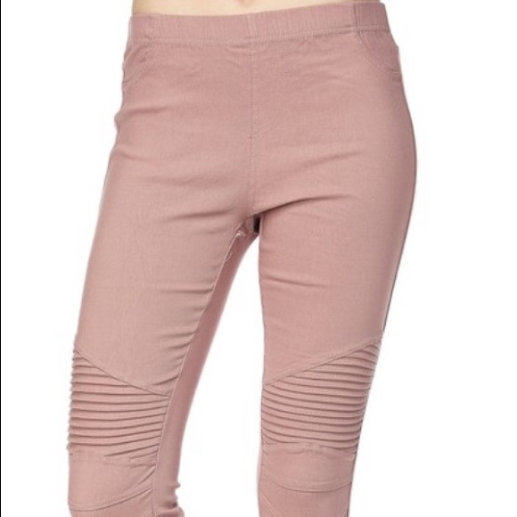Pants - NWT Dusty Mauve Moto Jeggings